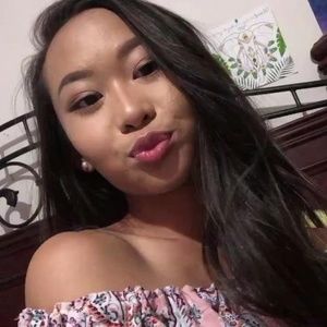 Meet your Posher, Selena